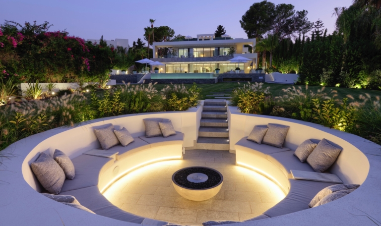La Villa Luxury Mansion For Sale Frontline Golf Las Brisas Marbella