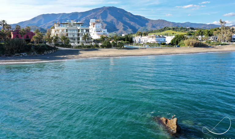 The Sapphire 3 Bed Apartment For Sale Frontline Beach in Estepona