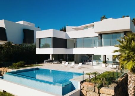 La Alqueria Luxury Villa For Sale in Atalaya Golf Benahavis