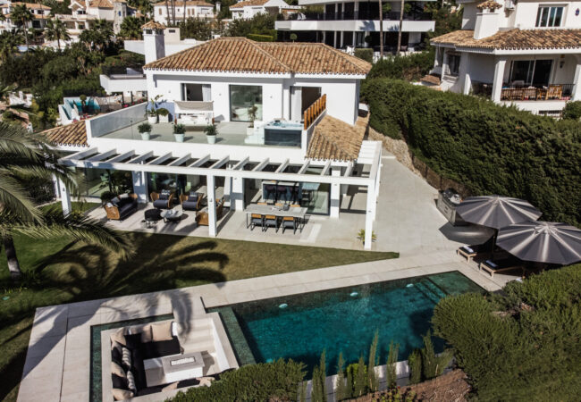 Villa Capri For Sale in Nueva Andalucia Marbella