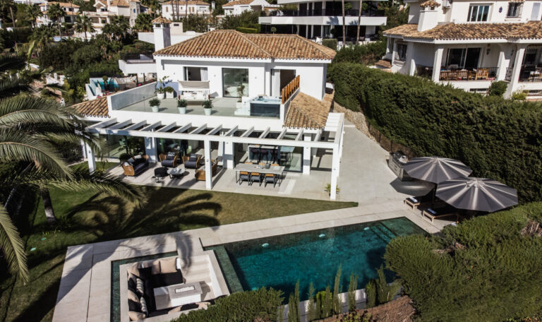 Villa Capri For Sale in Nueva Andalucia Marbella
