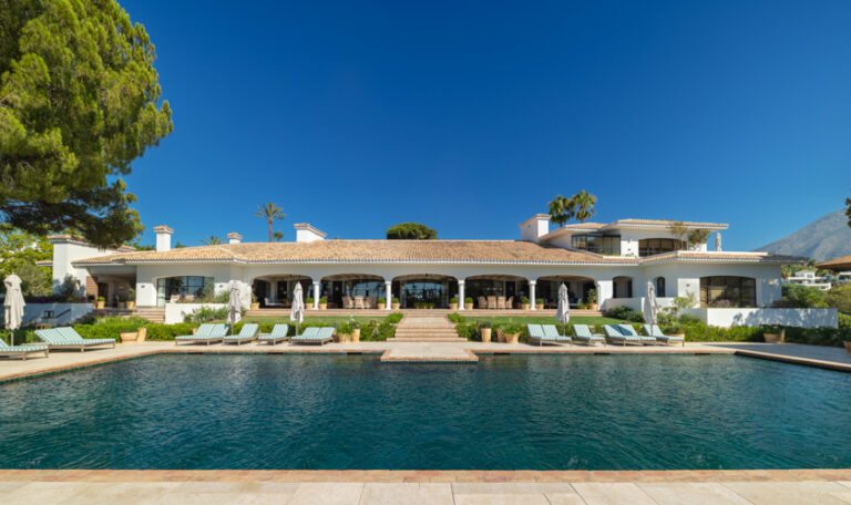 Villa Gratitud For Sale in Las Lomas de Marbella Club
